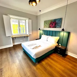 https://relax-and-explore-and-suites.hotels-lisbon-portugal.com